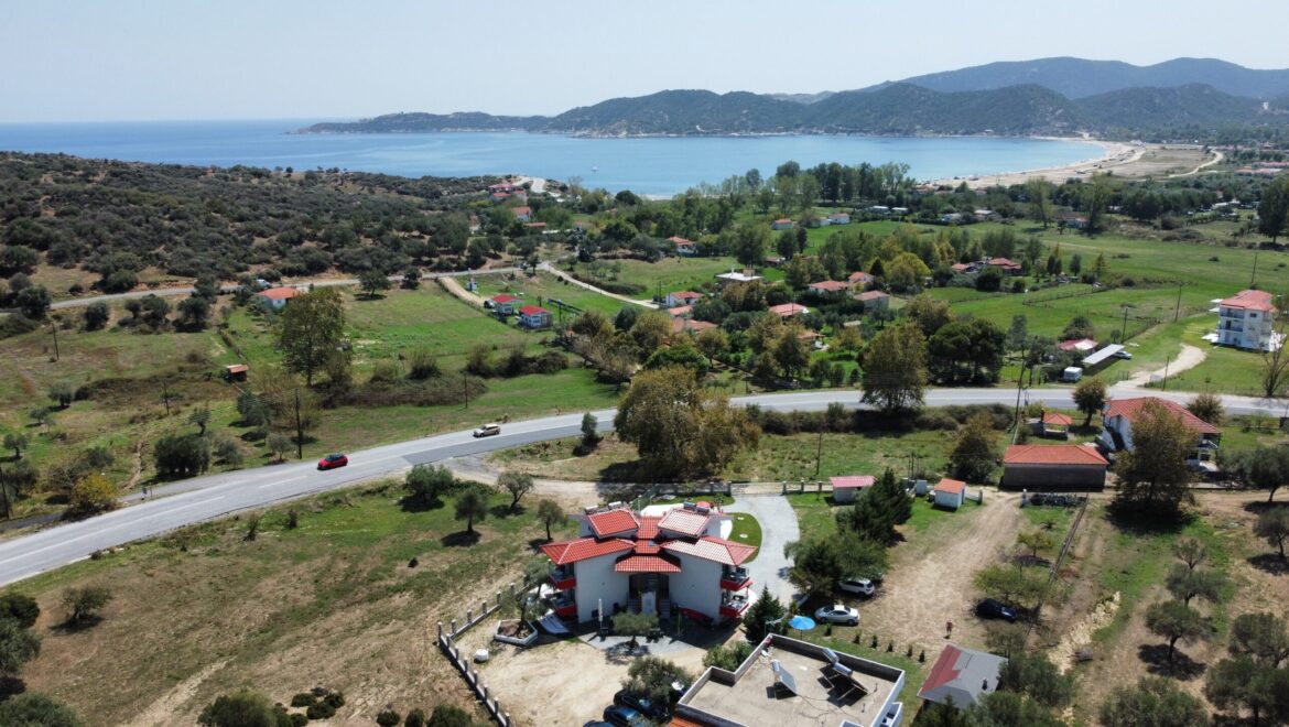 širokouhlý pohľad z dronu